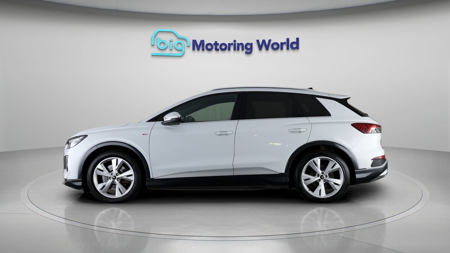 Used Audi Q4 e-tron 2023 for sale - 78112357: Photo 4