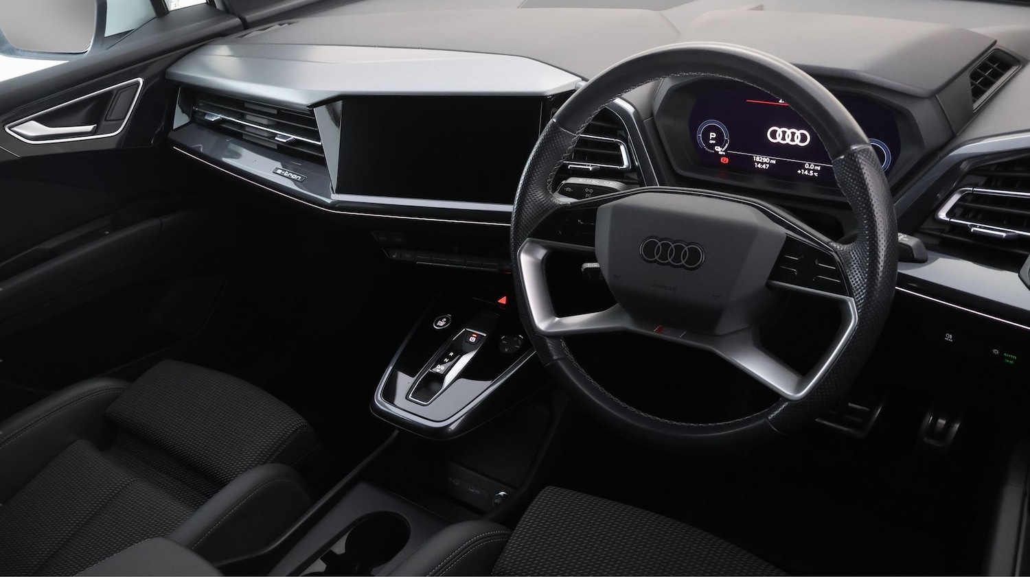 Used Audi Q4 e-tron 2023 for sale - 78112357: Photo 9