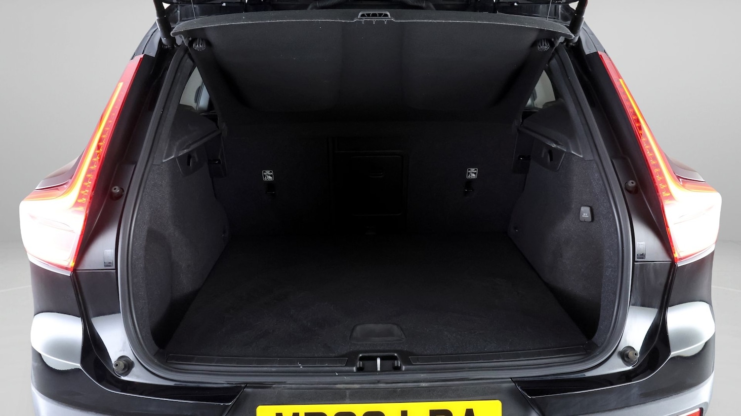 Used Volvo XC40 2022 for sale - 77954398: Photo 16