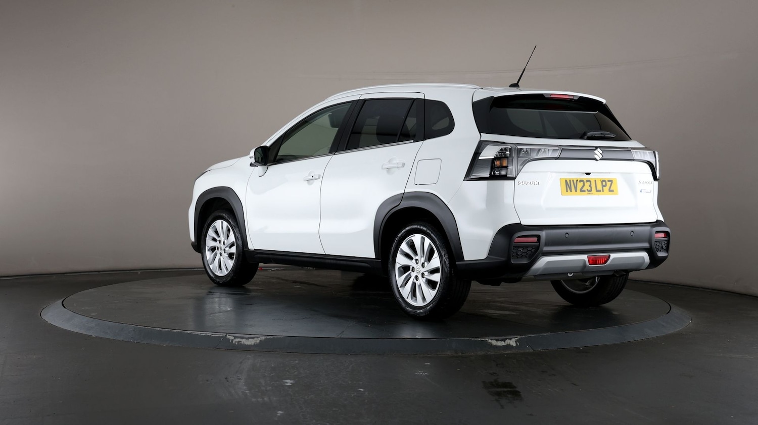 Used Suzuki SX4 S-Cross for sale - 76810404: Photo 68