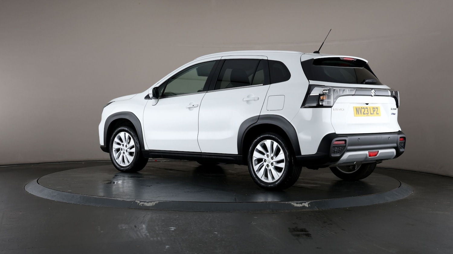 Used Suzuki SX4 S-Cross for sale - 76810404: Photo 69