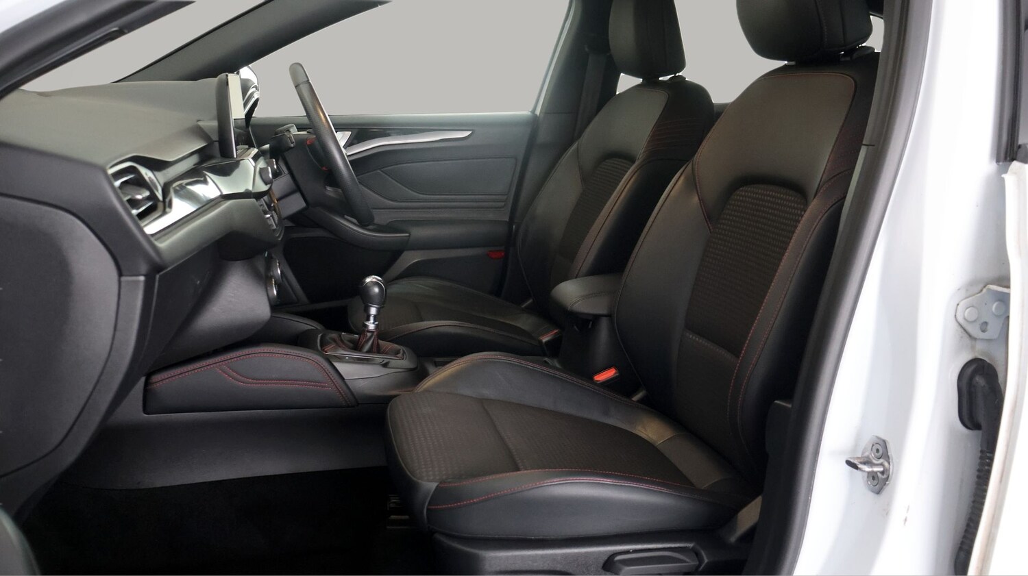 Used Ford Focus 2021 for sale - 77789435: Photo 14