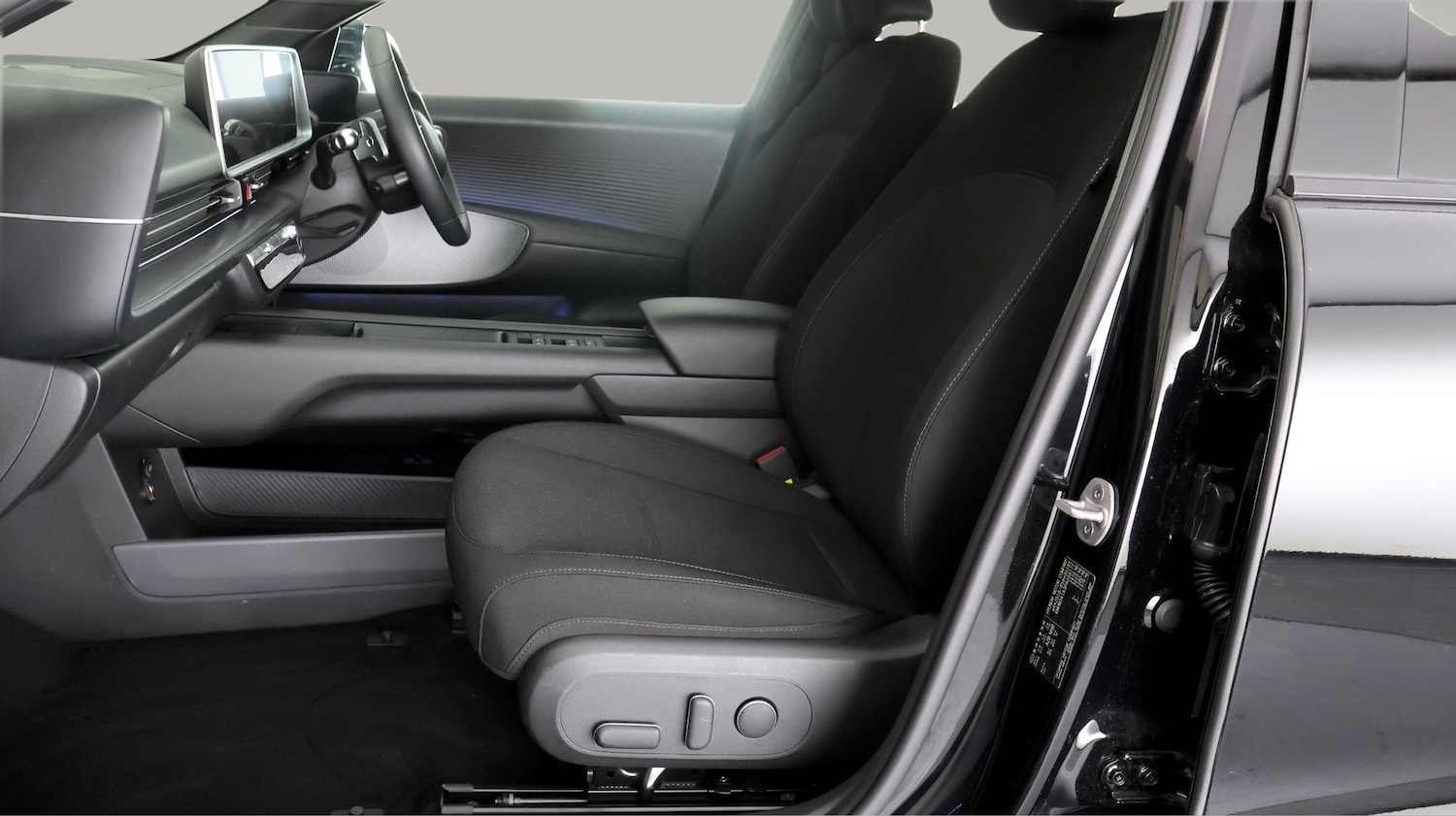 Used Hyundai IONIQ 6 2023 for sale - 77565329: Photo 14