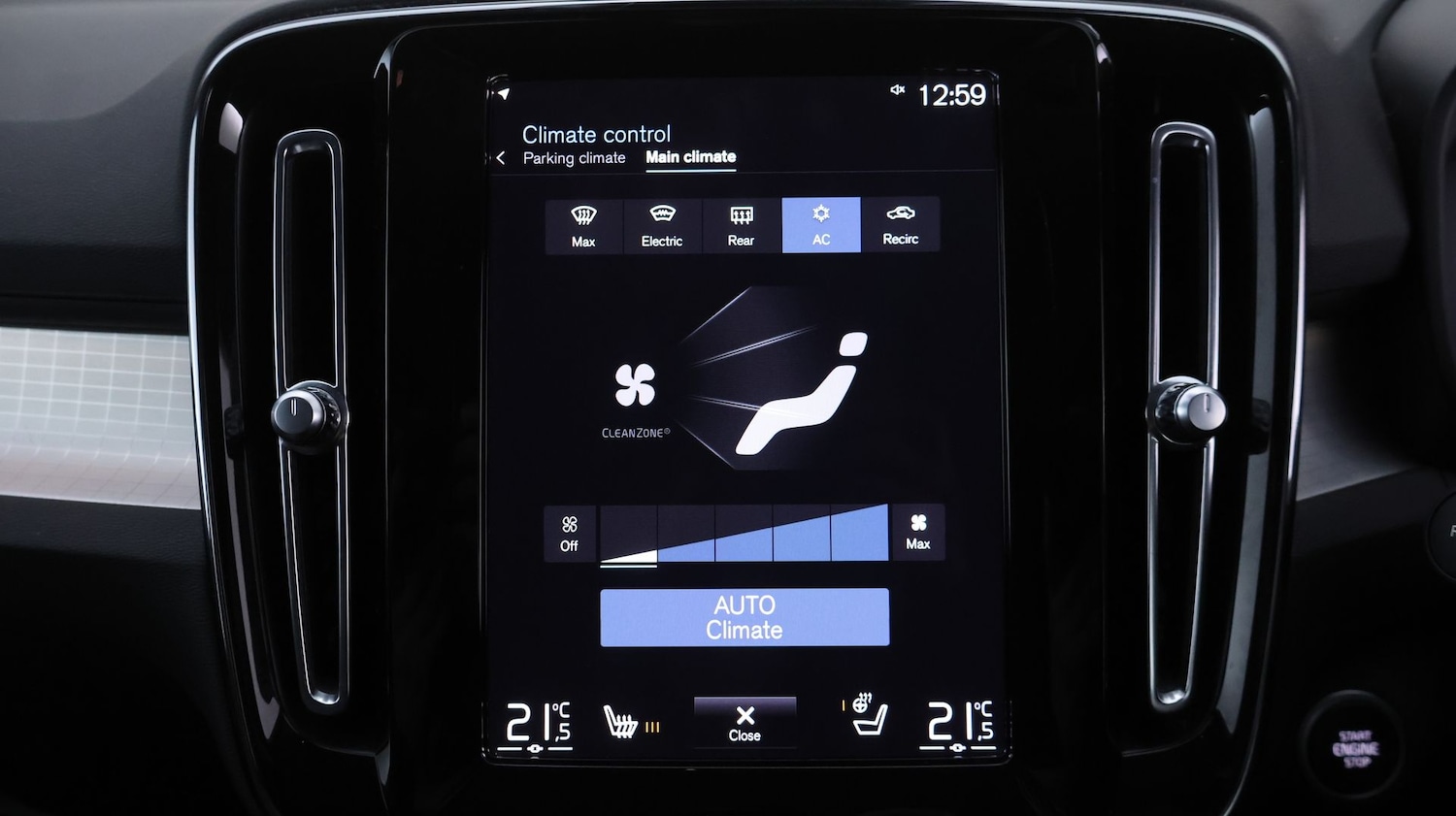 Used Volvo XC40 2023 for sale - 77620774: Photo 11