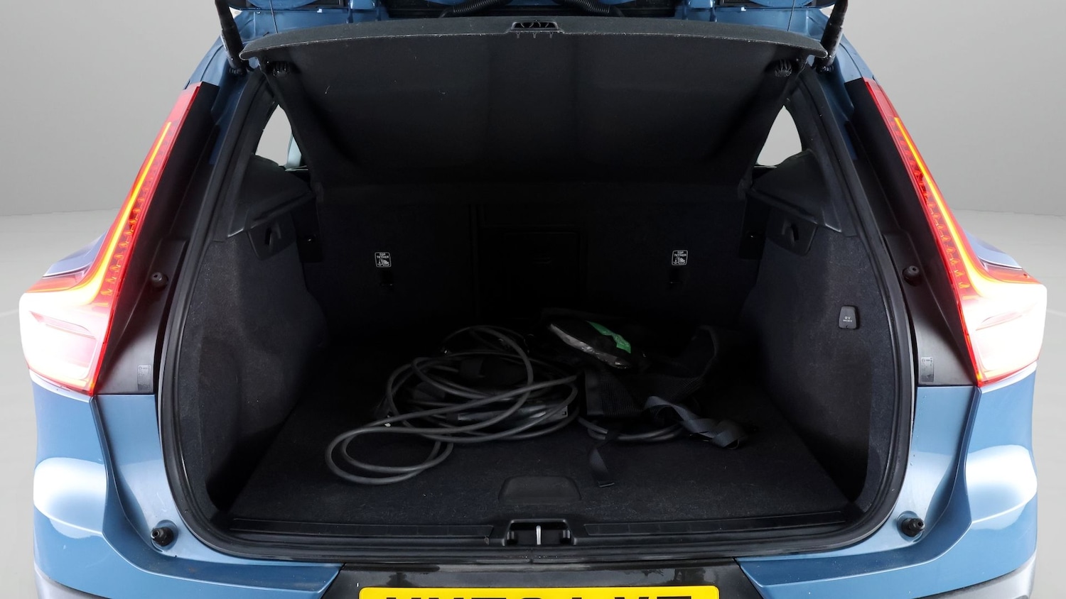 Used Volvo XC40 2023 for sale - 77620774: Photo 16