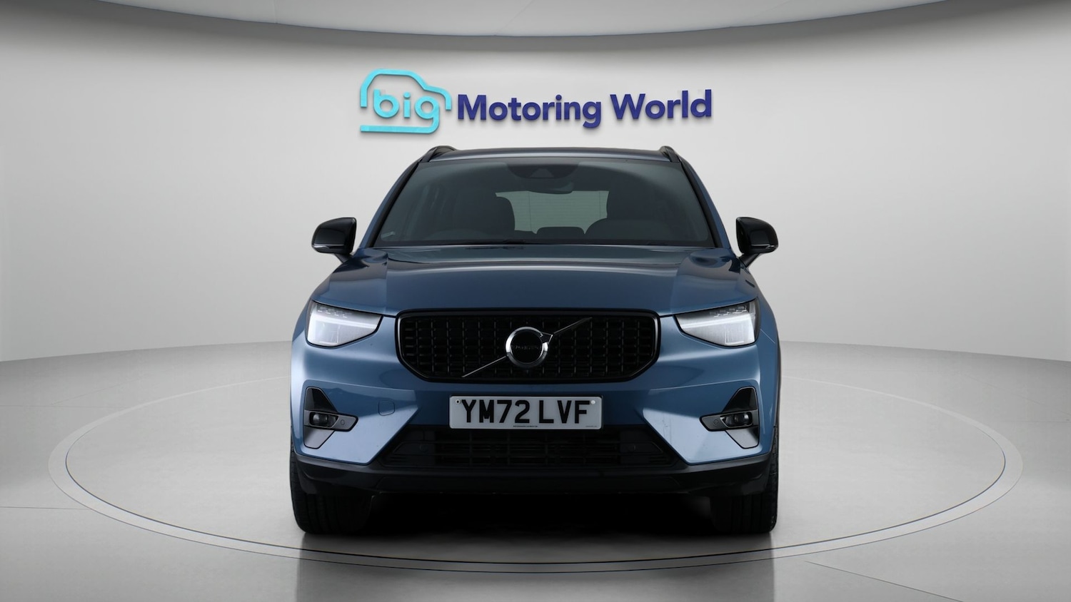Used Volvo XC40 2023 for sale - 77620774: Photo 2