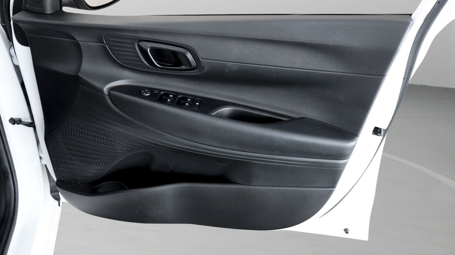 Used Hyundai i20 2023 for sale - 78210105: Photo 14