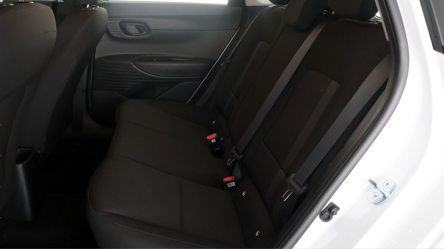 Used Hyundai i20 2023 for sale - 78210105: Photo 15