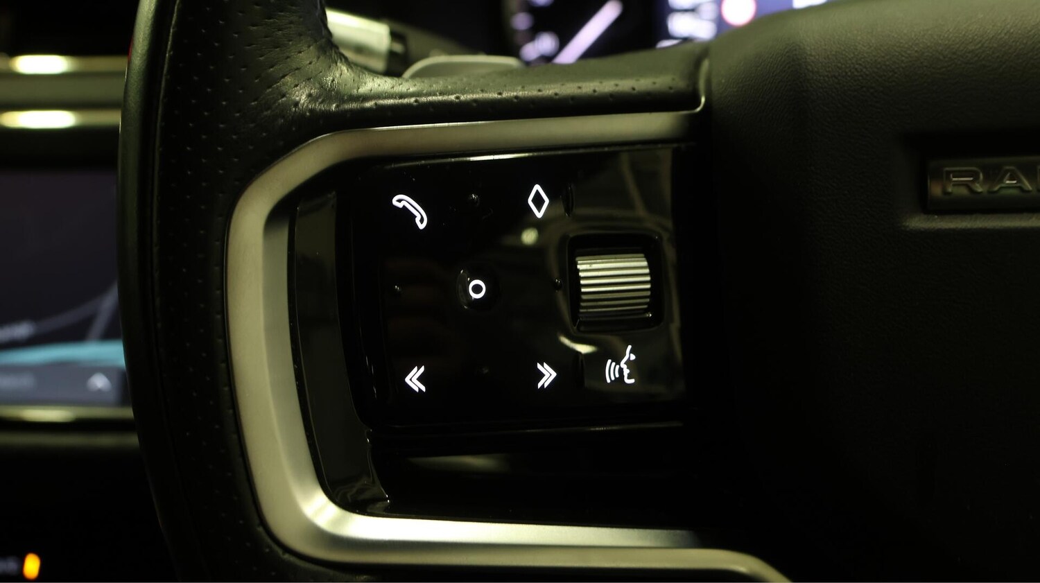 Used Land Rover Range Rover Evoque 2021 for sale - 76549982: Photo 23