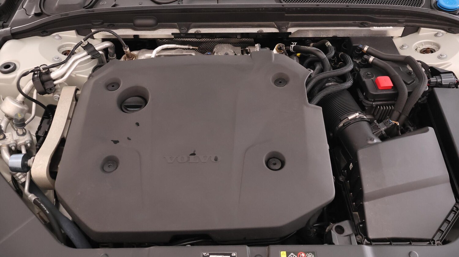 Used Volvo V60 2021 for sale - 76381303: Photo 19