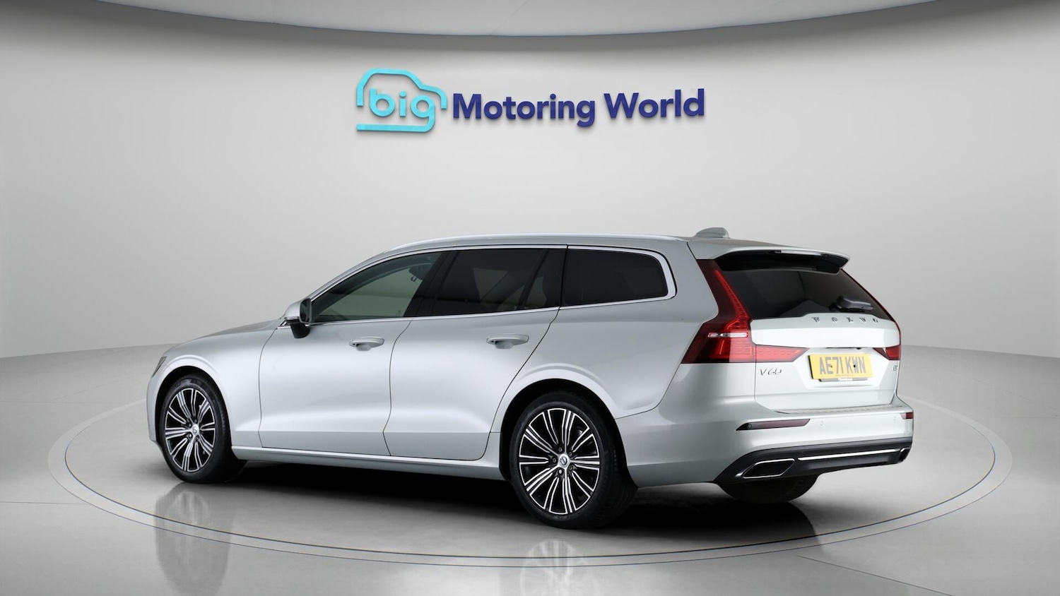 Used Volvo V60 2021 for sale - 76381303: Photo 5