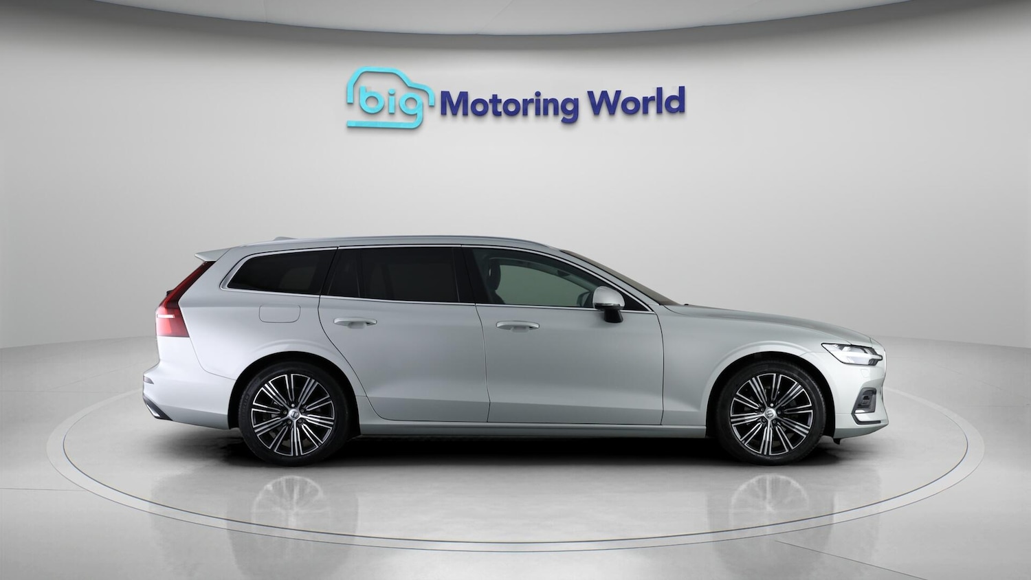 Used Volvo V60 2021 for sale - 76381303: Photo 8