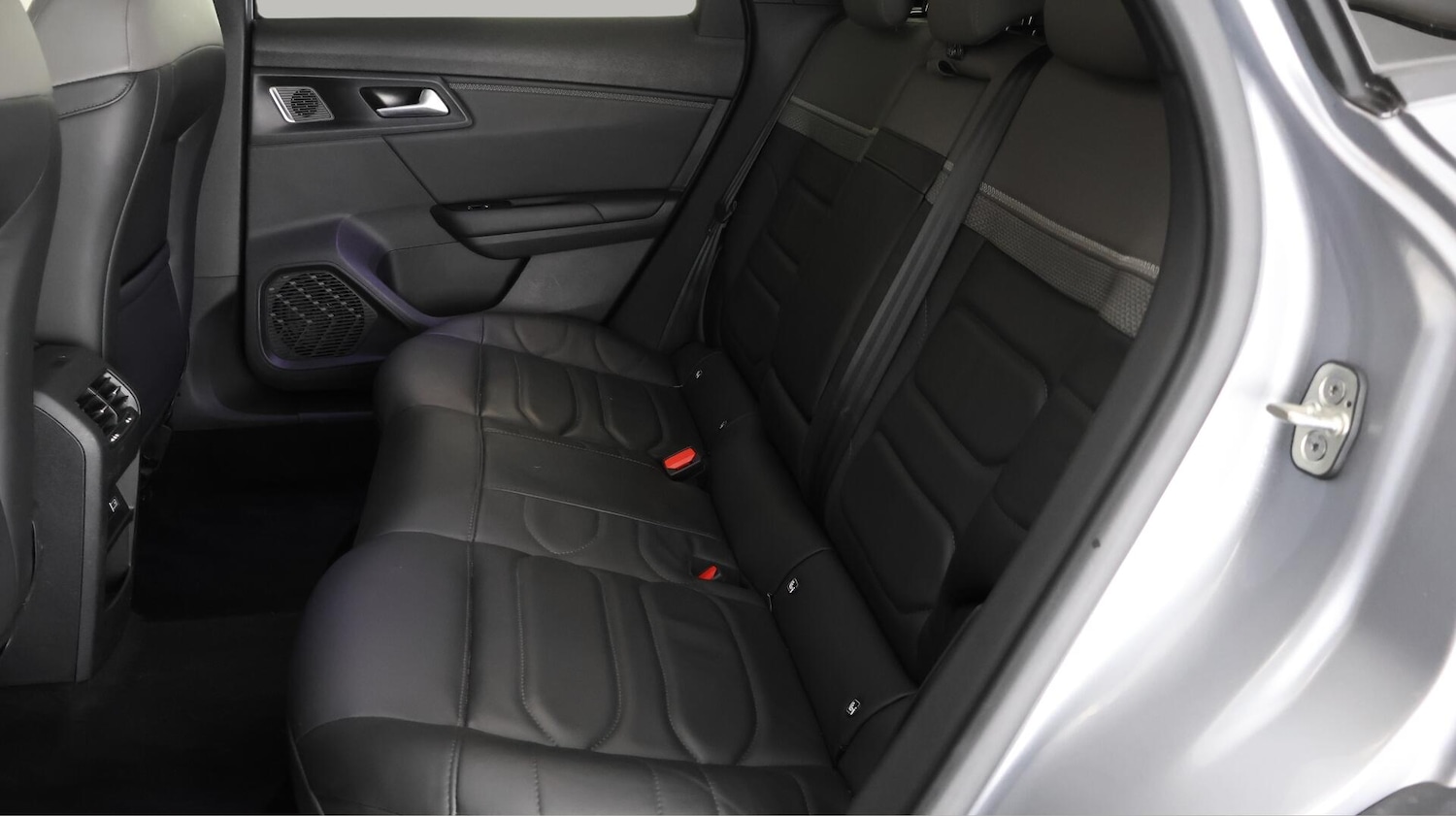 Used Citroen C5 X 2023 for sale - 76409080: Photo 17