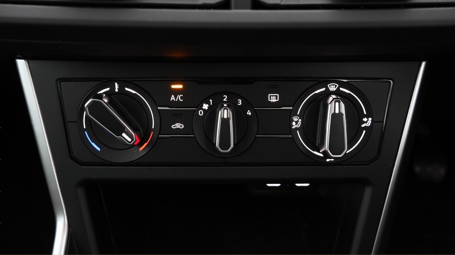 Used Volkswagen Polo 2022 for sale - 76715125: Photo 11