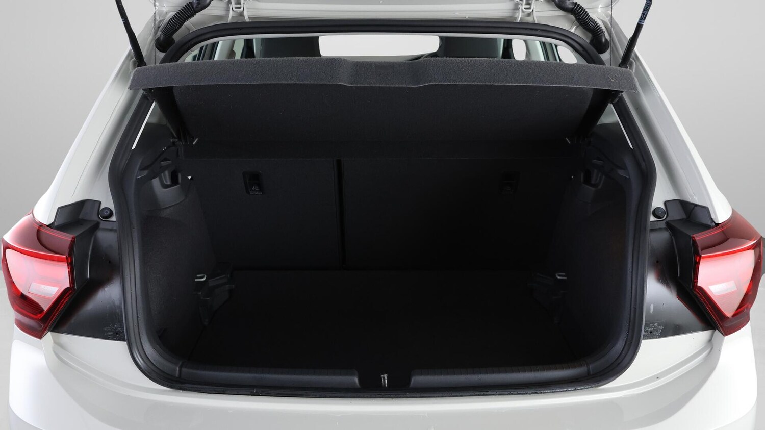 Used Volkswagen Polo 2022 for sale - 76715125: Photo 16