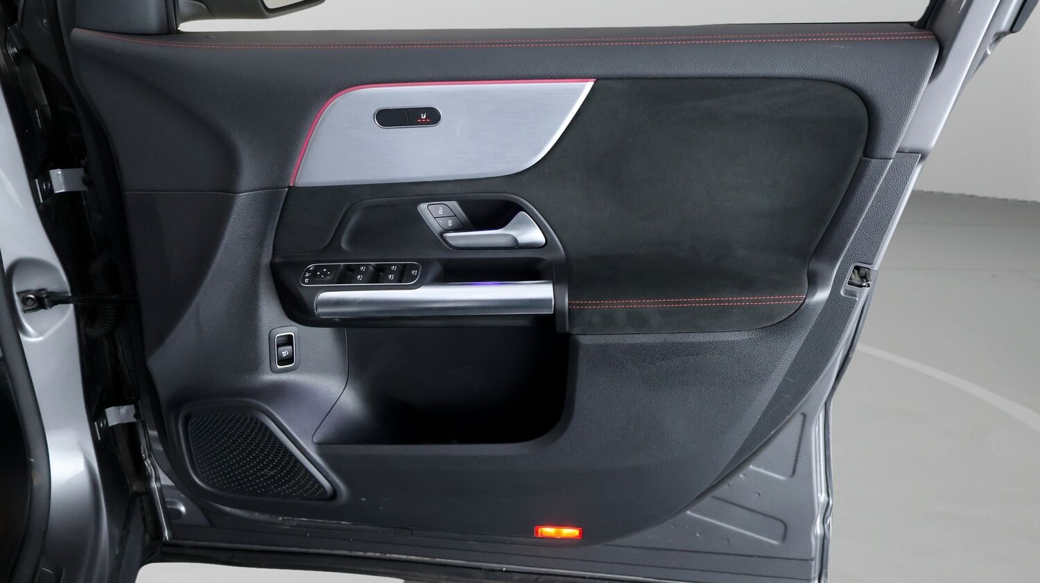 Used Mercedes-Benz EQA for sale - 77364139: Photo 15