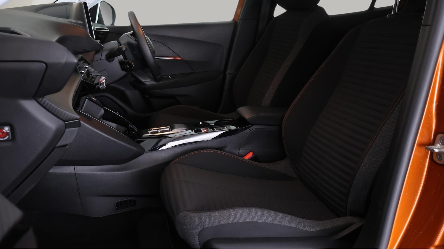 Used Peugeot E-2008 2023 for sale - 76425254: Photo 14