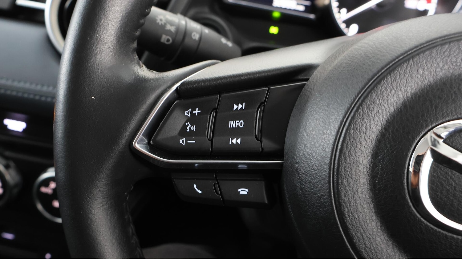 Used Mazda Mazda2 2021 for sale - 76472215: Photo 23