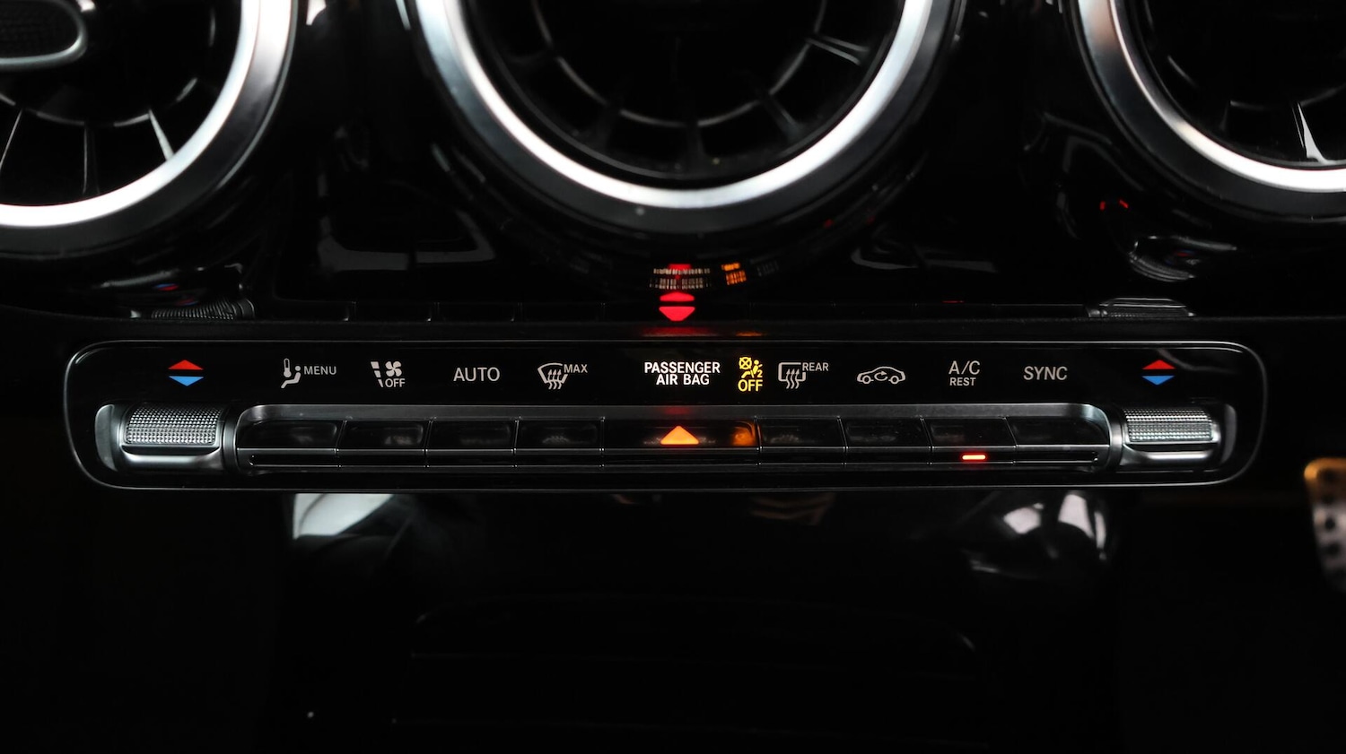 Used Mercedes-Benz A-Class 2020 for sale - 76666639: Photo 13