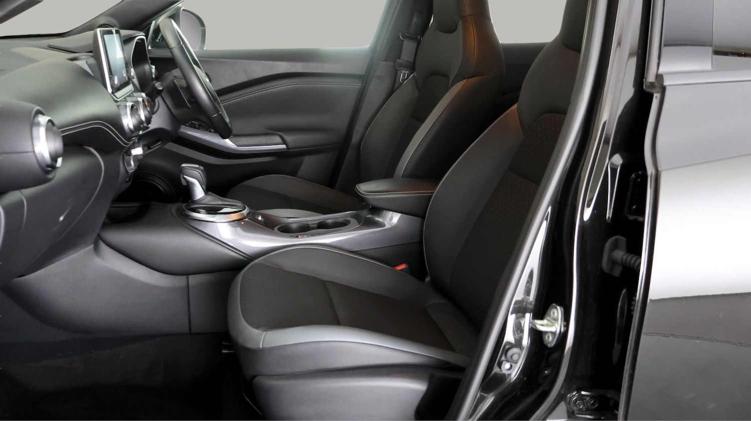 Used Nissan Juke 2023 for sale - 77921791: Photo 13