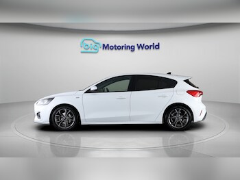 Used Ford Focus 2022 for sale - 77371049: Photo