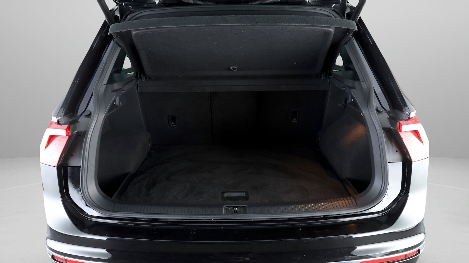 Used Volkswagen Tiguan 2019 for sale - 77314162: Photo 16