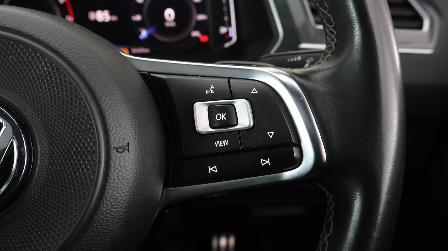 Used Volkswagen Tiguan 2019 for sale - 77314162: Photo 24