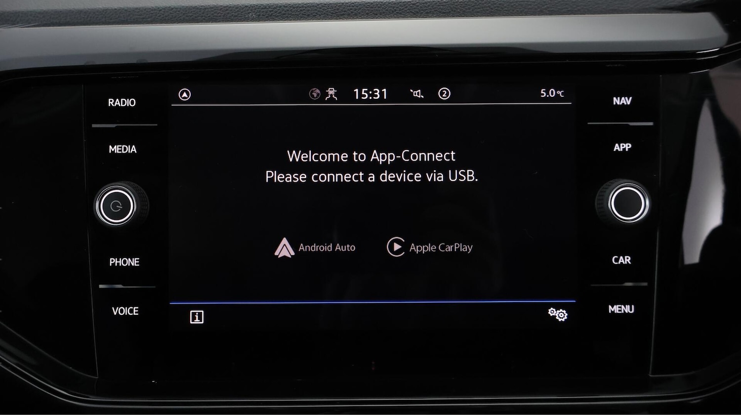 Used Volkswagen T-Cross 2023 for sale - 76690031: Photo 25