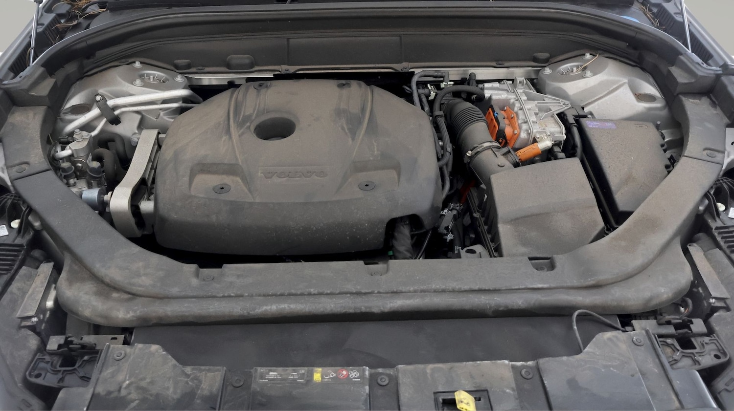 Used Volvo XC60 2023 for sale - 77890123: Photo 19