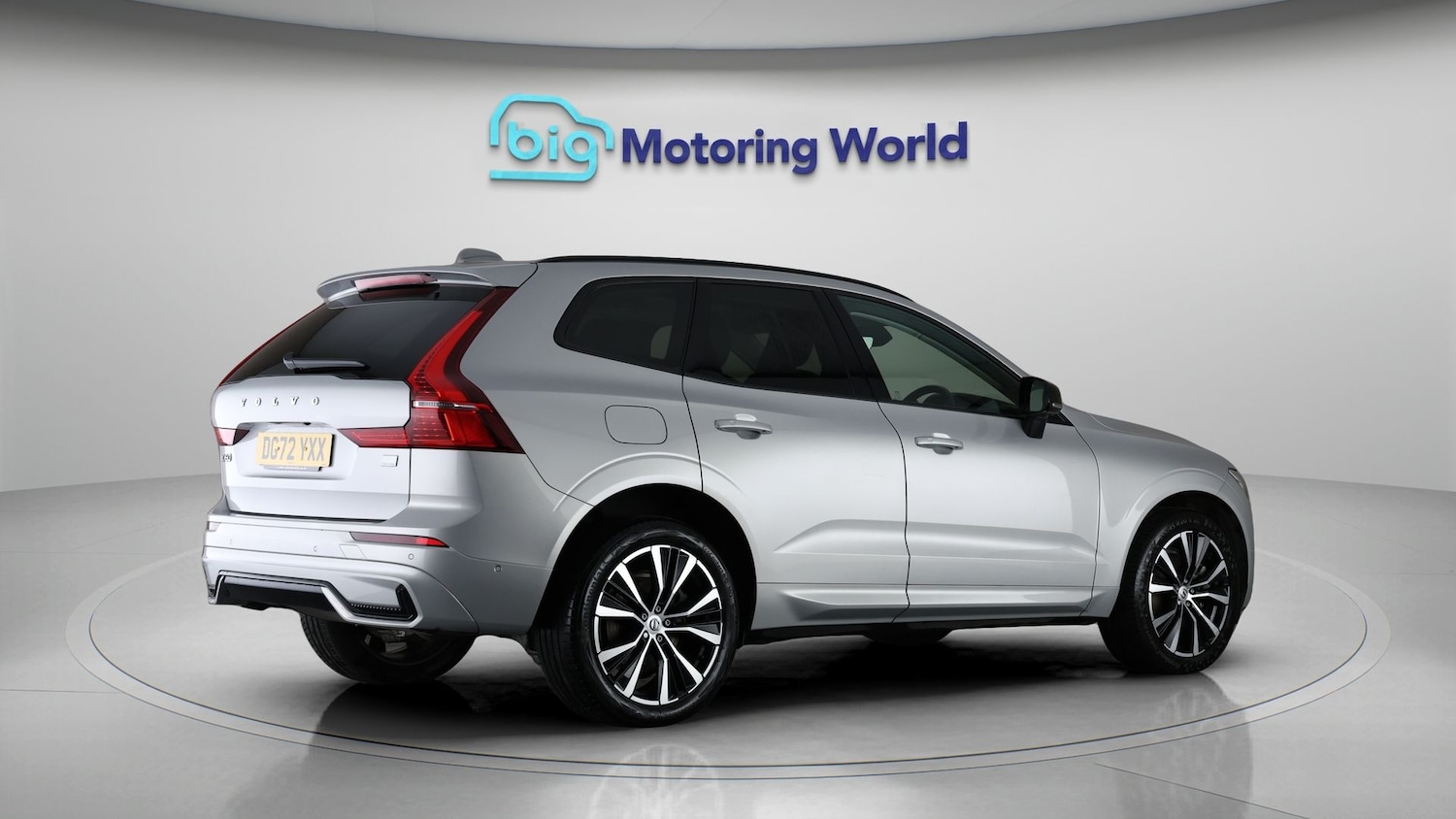 Used Volvo XC60 2023 for sale - 77890123: Photo 7