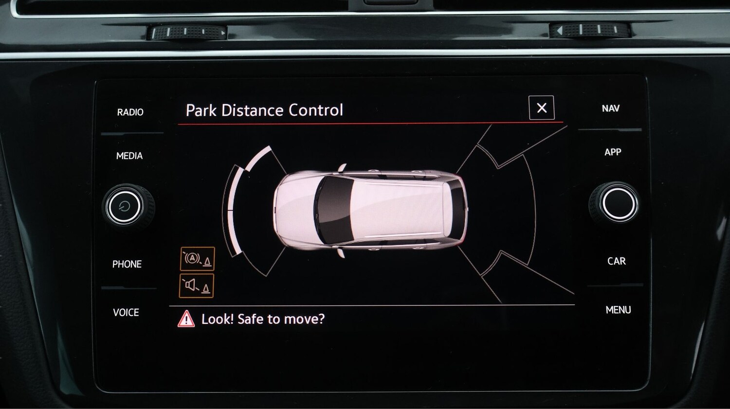 Used Volkswagen Tiguan for sale - 77833333: Photo 24