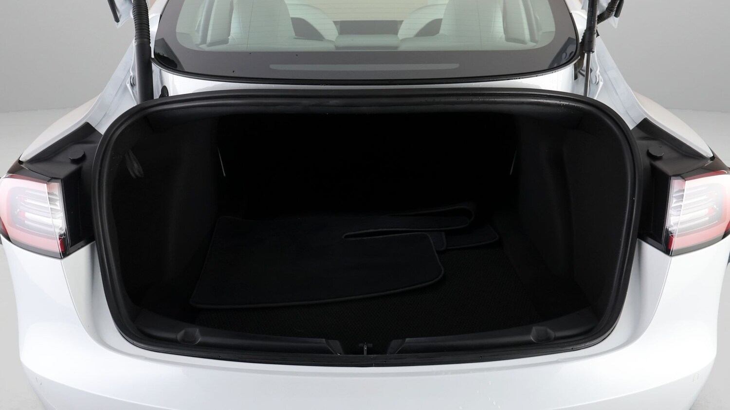 Used Tesla Model 3 for sale - 77364150: Photo 17