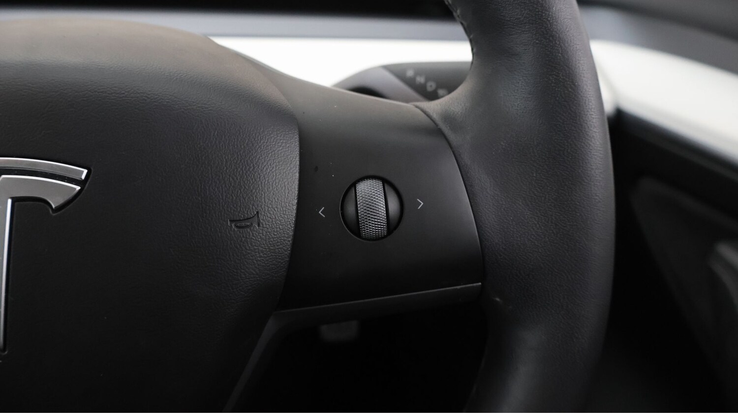 Used Tesla Model 3 for sale - 77364150: Photo 23