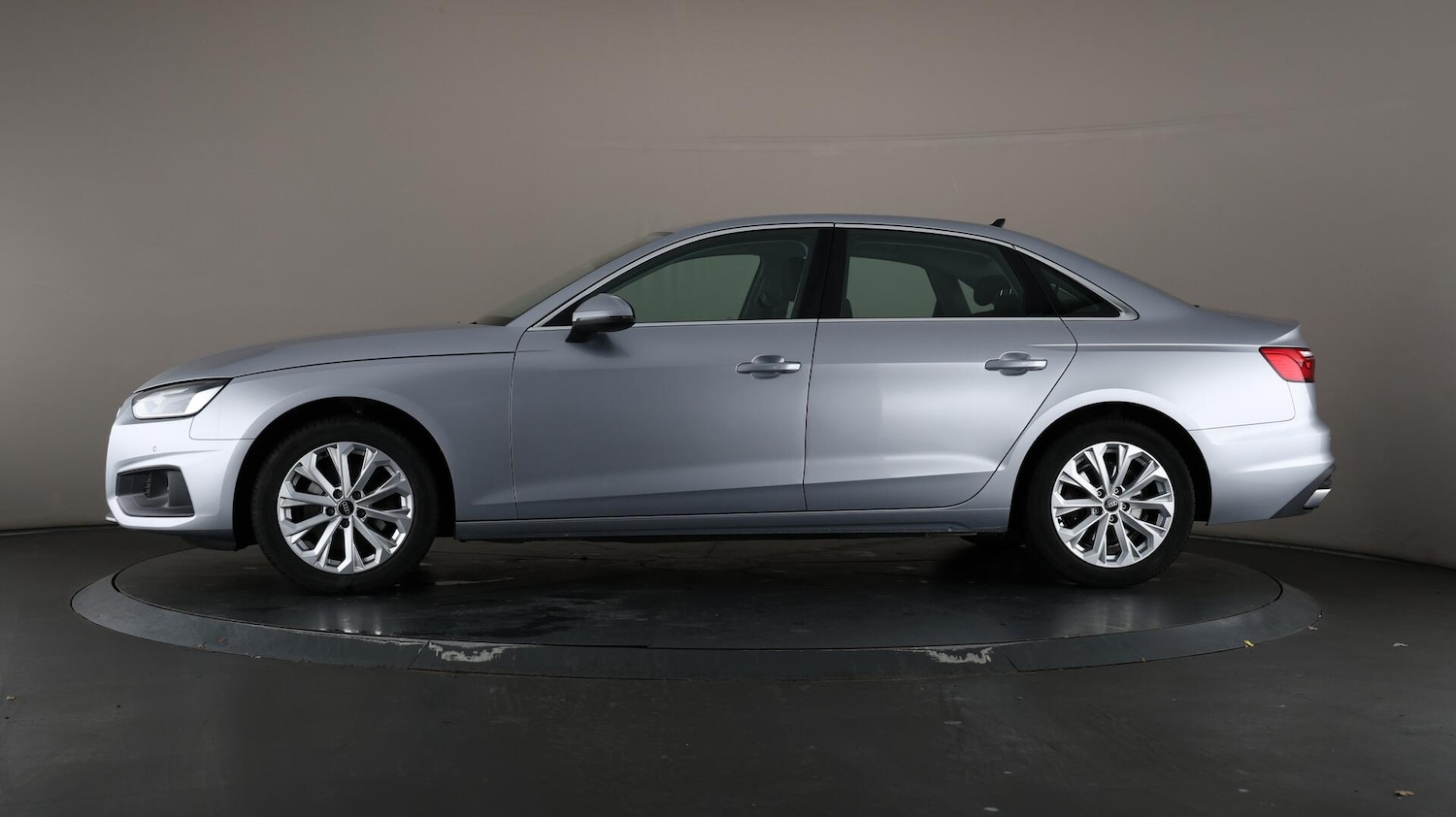 Used Audi A4 2021 for sale - 76633727: Photo 38
