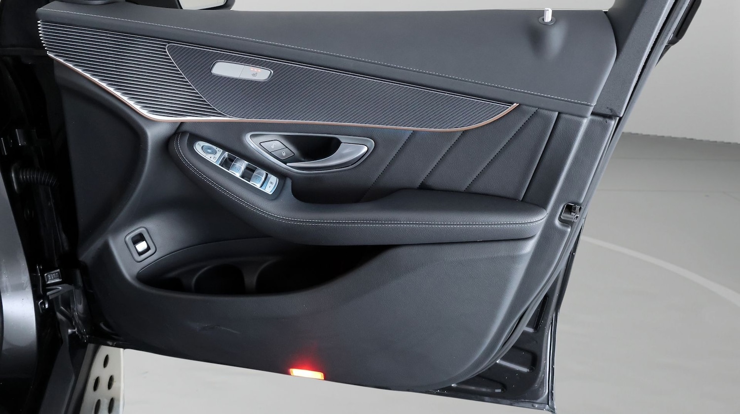 Used Mercedes-Benz EQC 2020 for sale - 77202380: Photo 15