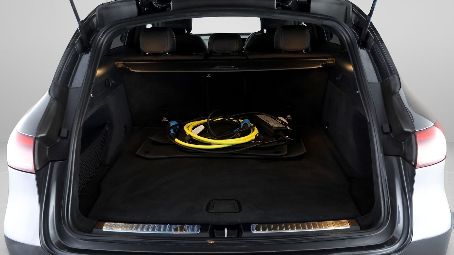 Used Mercedes-Benz EQC 2020 for sale - 77202380: Photo 17