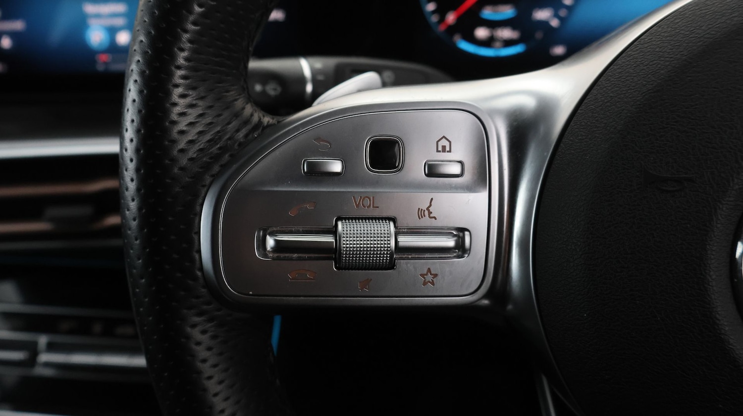 Used Mercedes-Benz EQC 2020 for sale - 77202380: Photo 22