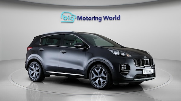 Used Kia Sportage 2018 for sale - 76283298: Photo 2