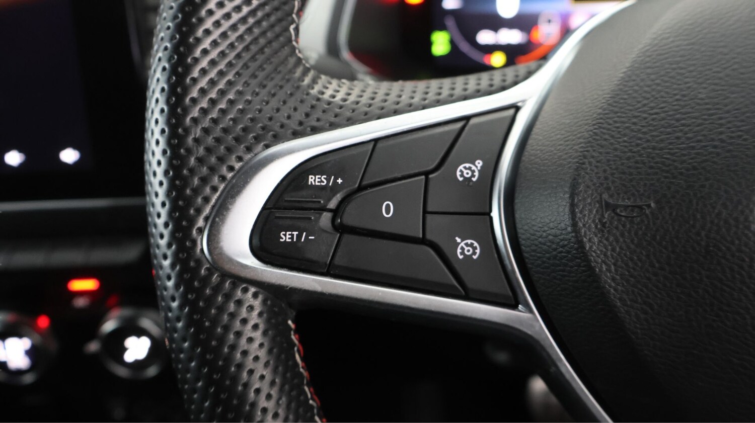 Used Renault Captur 2022 for sale - 78118483: Photo 21