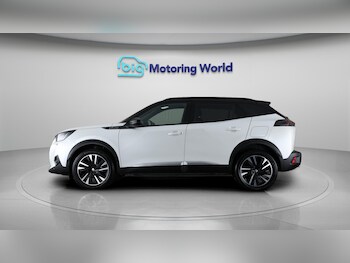 Used Peugeot 2008 2021 for sale - 75949247: Photo