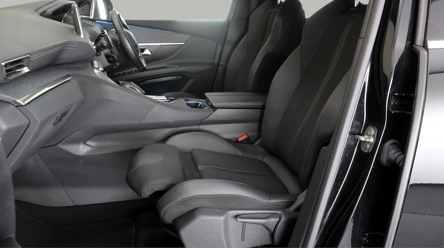 Used Peugeot 5008 2020 for sale - 77641871: Photo 14