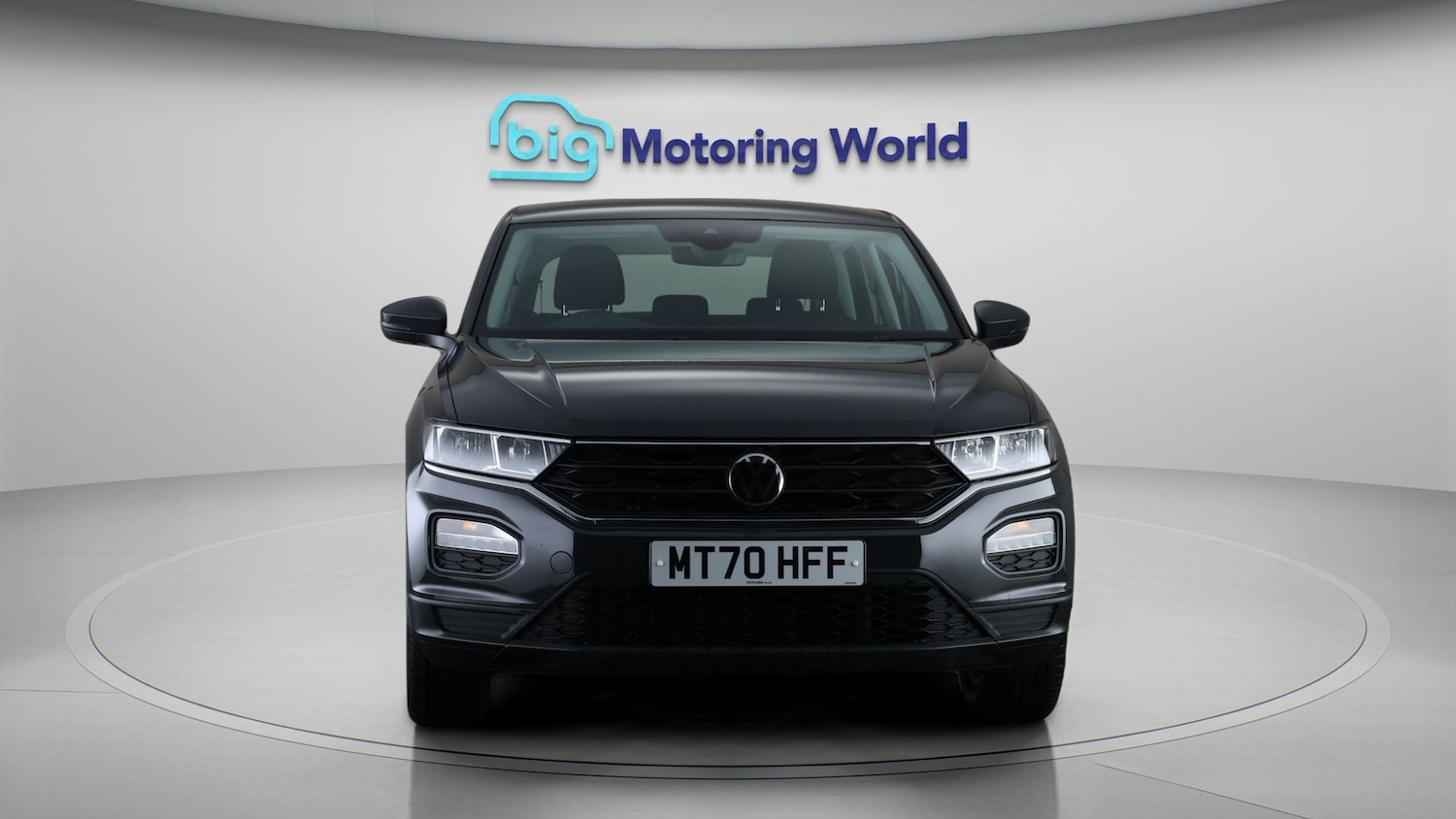Used Volkswagen T-Roc 2021 for sale - 77541245: Photo 2