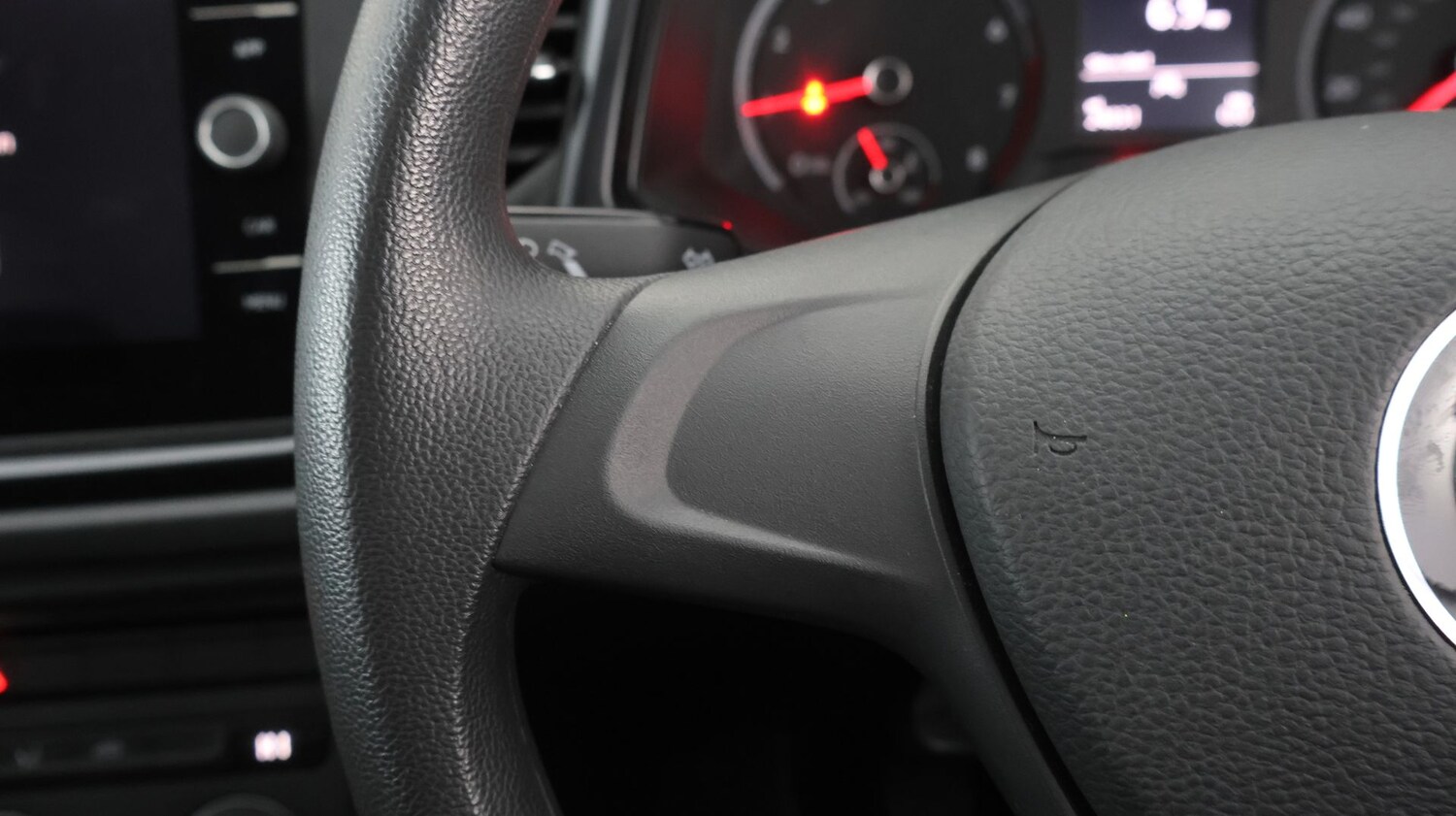 Used Volkswagen T-Roc 2021 for sale - 77541245: Photo 21