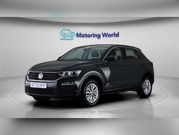 Used Volkswagen T-Roc 2021 for sale - 77541245: Photo