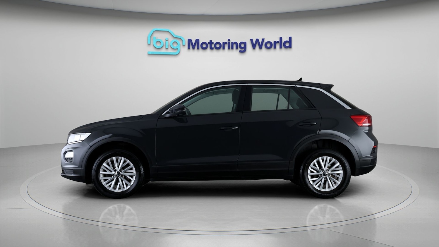 Used Volkswagen T-Roc 2021 for sale - 77541245: Photo 4