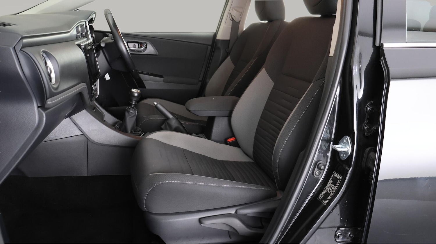 Used Toyota Auris for sale - 76727152: Photo 14