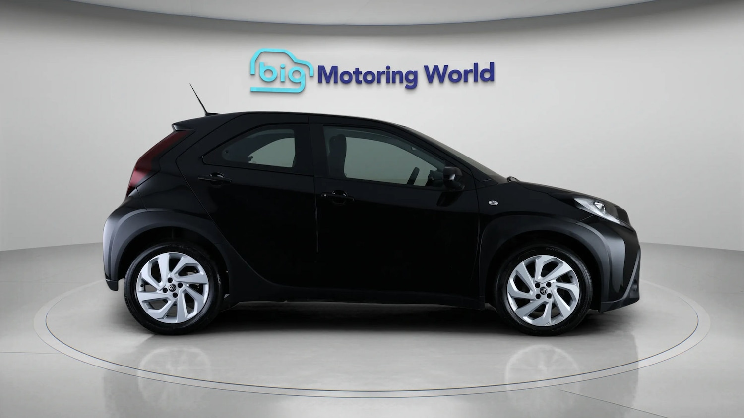 Used Toyota Aygo X 2023 for sale - 77822453: Photo 8