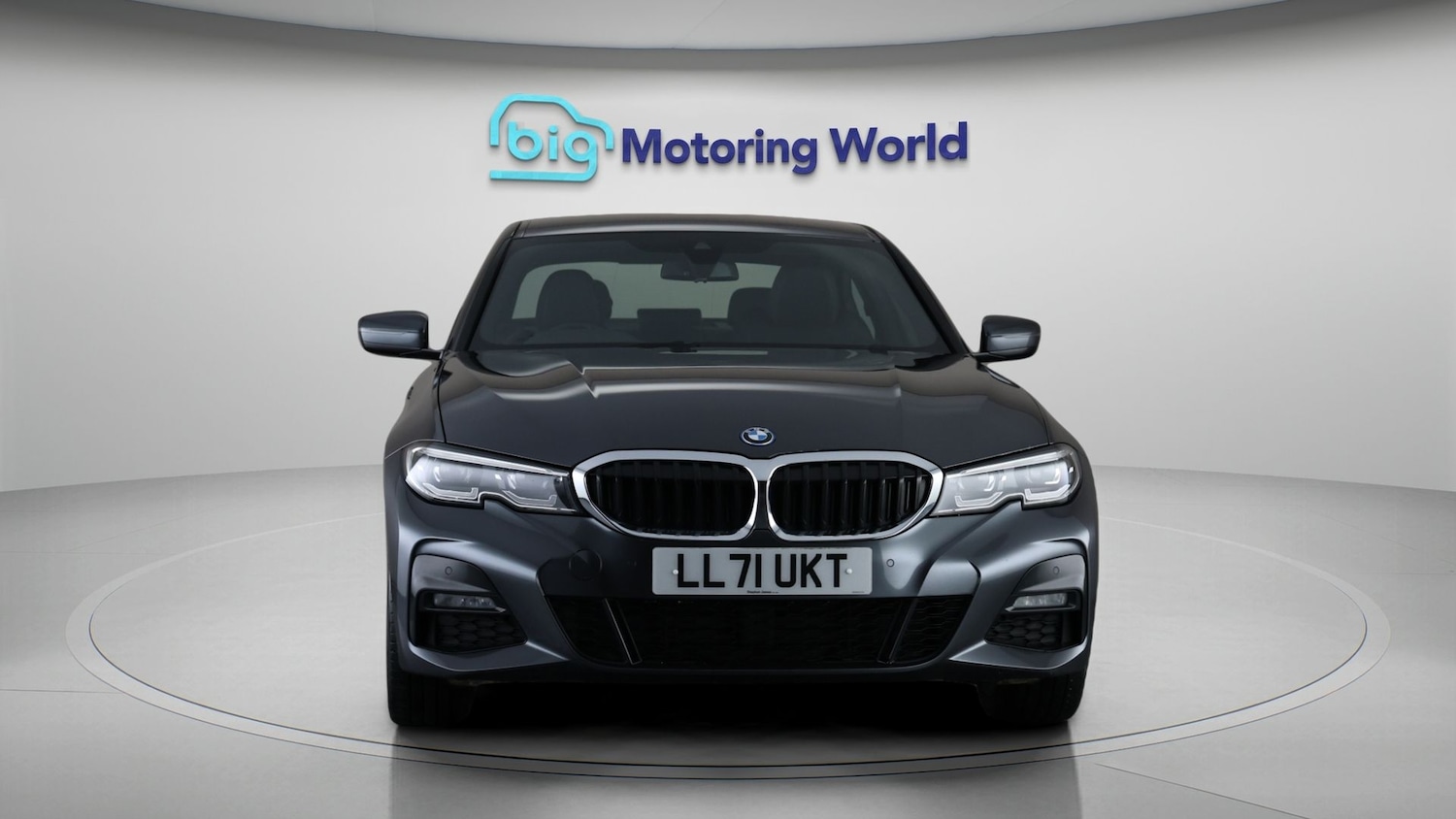 Used BMW 3 Series for sale - 77196593: Photo 2