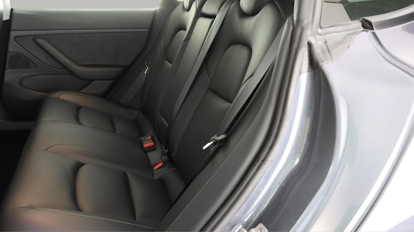 Used Tesla Model 3 2020 for sale - 76214199: Photo 17