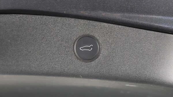 Used Tesla Model 3 2020 for sale - 76214199: Photo 23